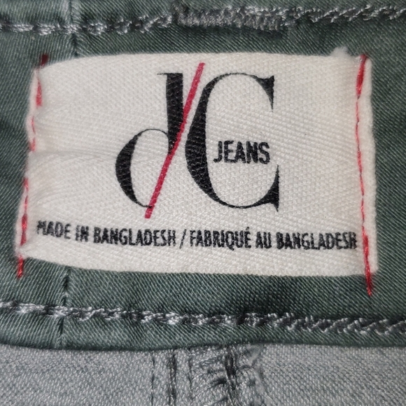 DC Jeans Capris Size 22 - Picture 5 of 6